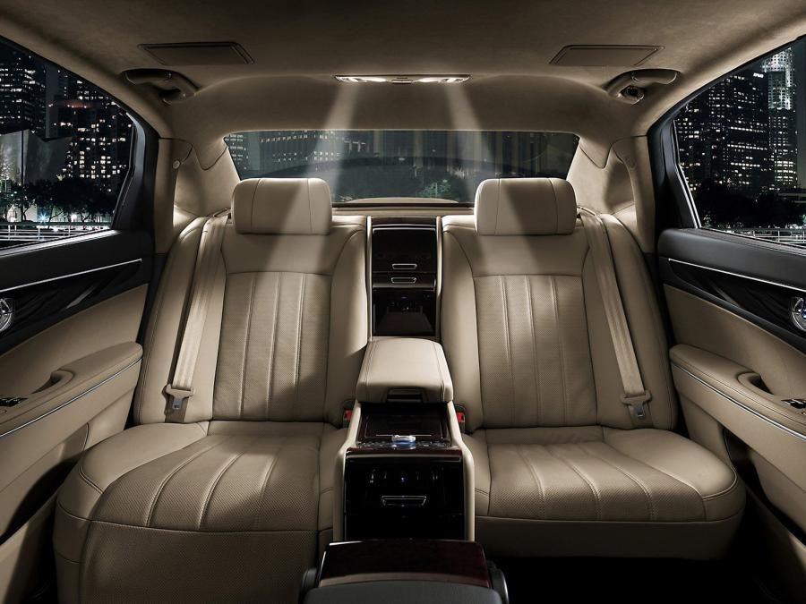  Hyundai Equus 2009 года  (фото 90 из 128)